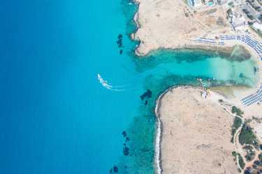 Z Pafos w kierunku Ayia Napa Marathon z Lefkarą, odrobiną wina i oliwy