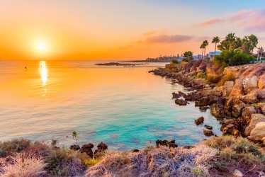 Z Pafos w kierunku Ayia Napa Marathon z Lefkarą, odrobiną wina i oliwy